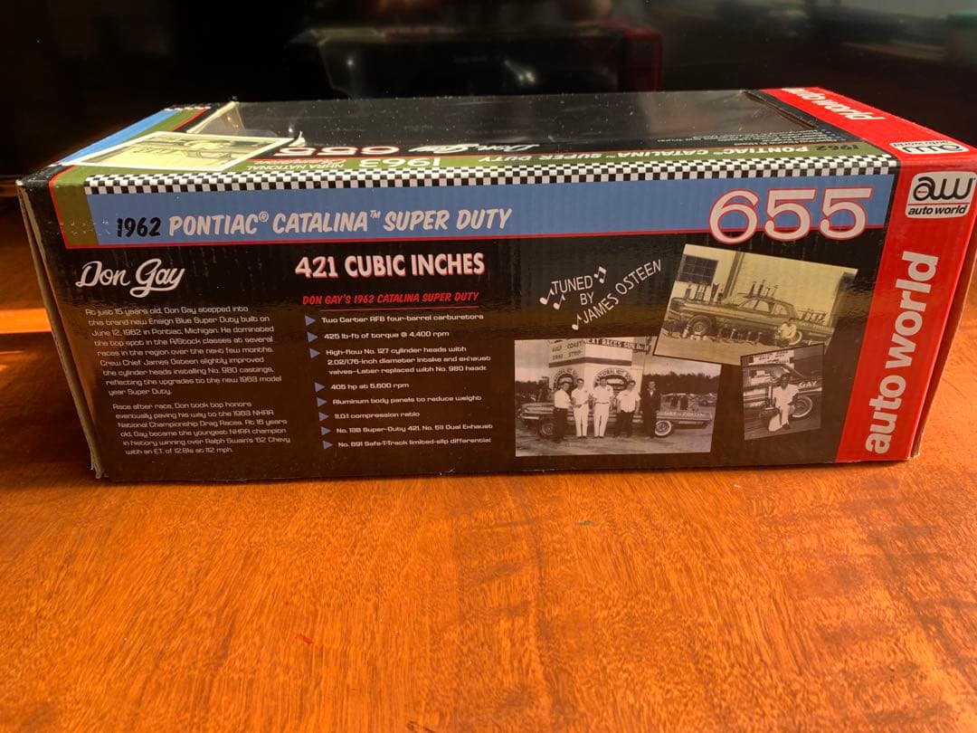 ミニカー 1962 PONTIAC CATALINA SUPER DUTY 1/18