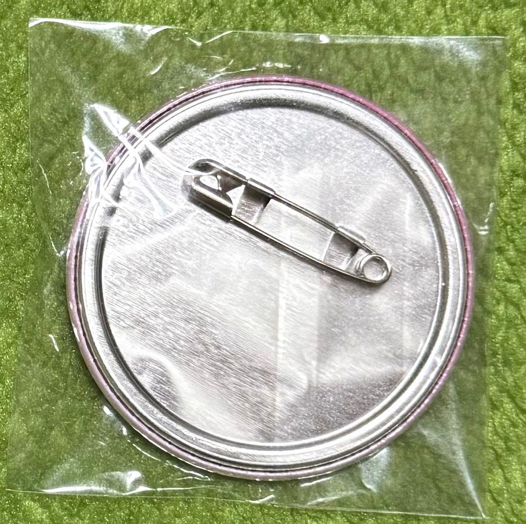 ウマ娘 ナリタタイシン CANバッジ - メルカリ