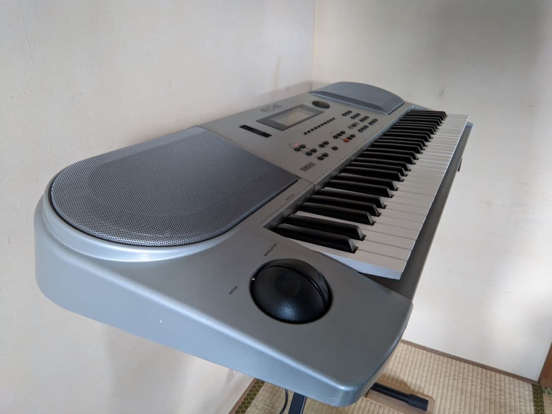 ☆YAMAHA EOS B900 61鍵盤シンセサイザー 小室哲哉 手渡し限定☆