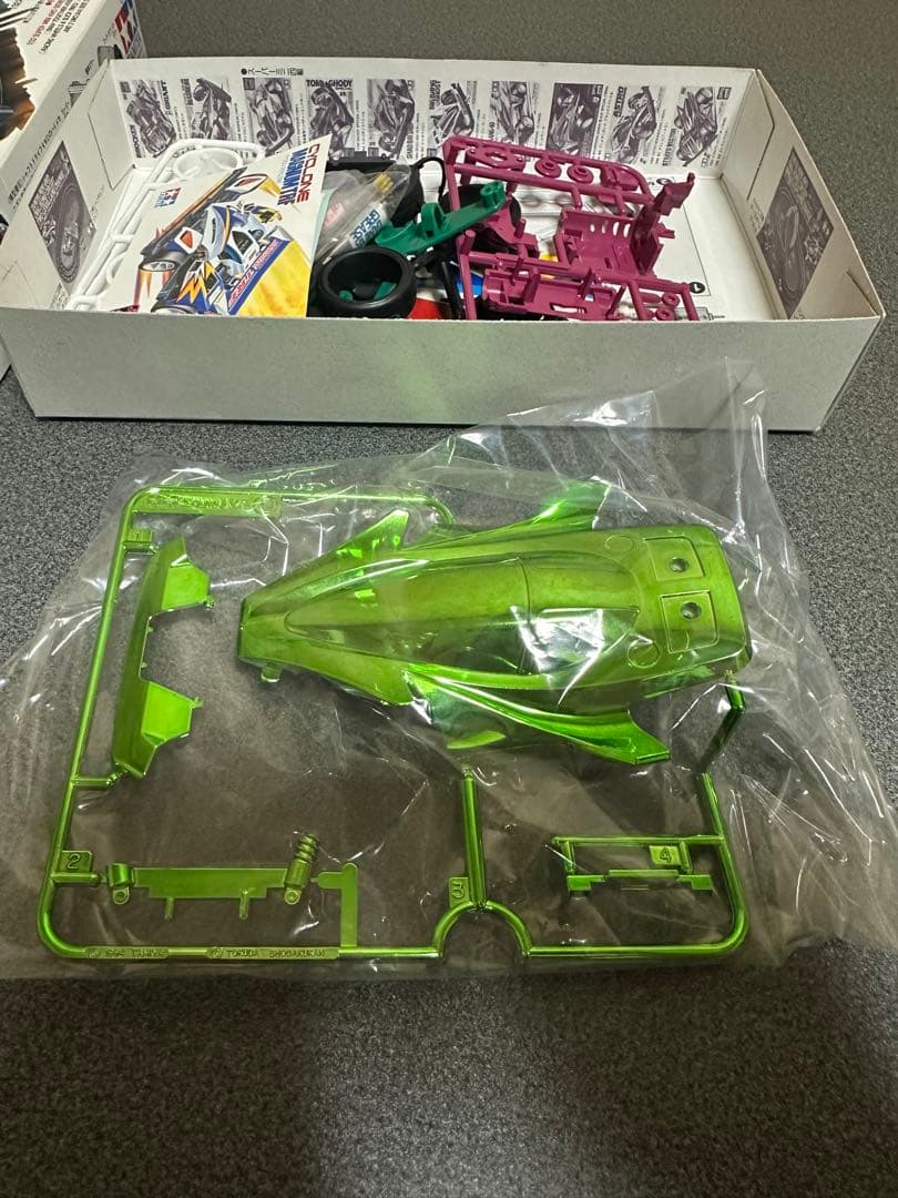 【希少新品】タミヤ ミニ四駆　ビッグ・バン・ゴースト　メッキボディ付属