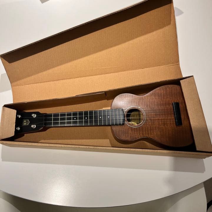 ウクレレ 牧伸二サイン入り