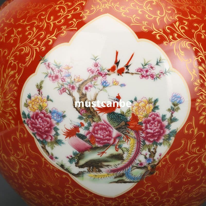 清雍正黄地琺瑯彩開窓花卉賞瓶 景徳鎮 陶磁器 装飾