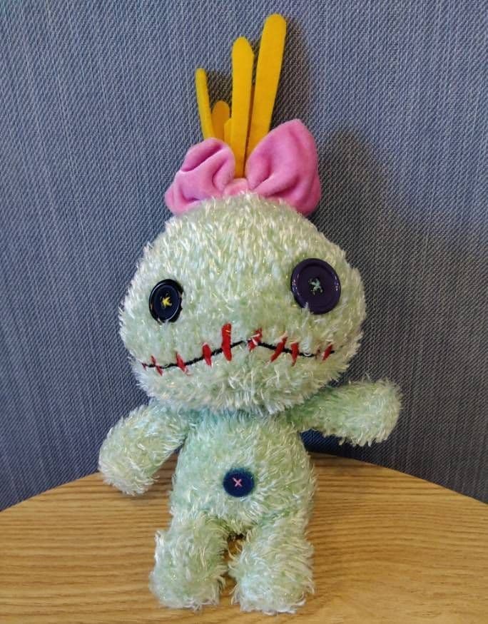 激レア！ ディズニー リロアンドスティッチ ☆ スクランプ ラメ ぬいぐるみ