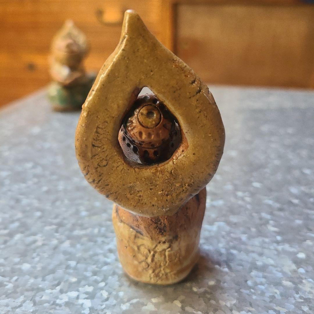 小さな神様　作家モノ　縁起物　雲　珠　タイ　インド　２個セット