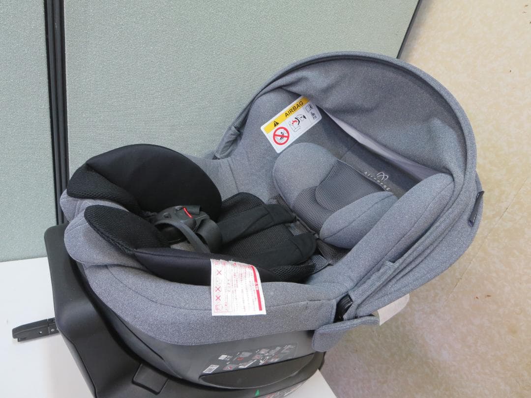 カーニエールベベクルット4iプレミアムⅢ　チャイルドシートISOFIX対応