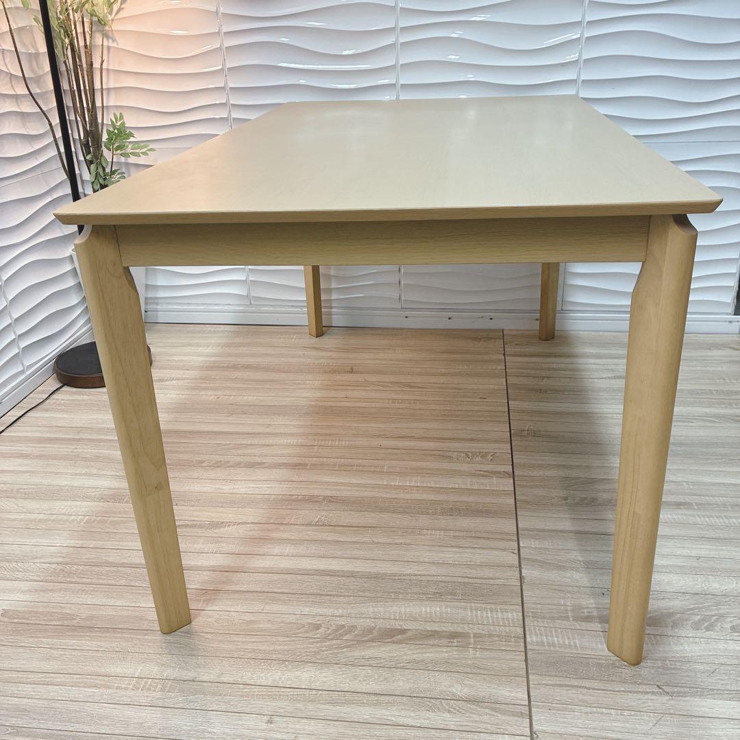 ◇使用1年◇大阪府神戸市配達料無料！◇ニトリ◇ダイニングテーブル◇チェアセット