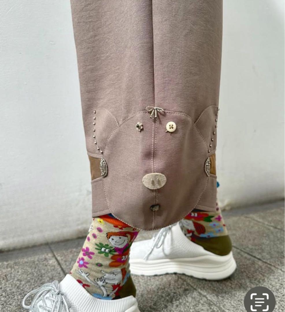 アルベロベロ　⭐️ 裾がブタさんのお顔のサルエルパンツ