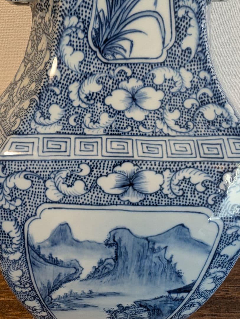 大清乾隆年製 青花山水細密画 六角花瓶 直しあり 中国工芸品