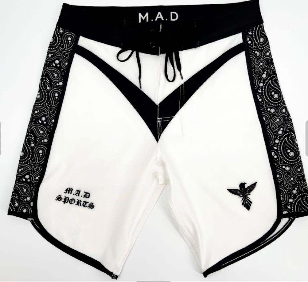 M.A.D SPORTS バンダナ柄　ボードショーツ M.A.D SPORTS バンダナ柄 ボードショーツ
