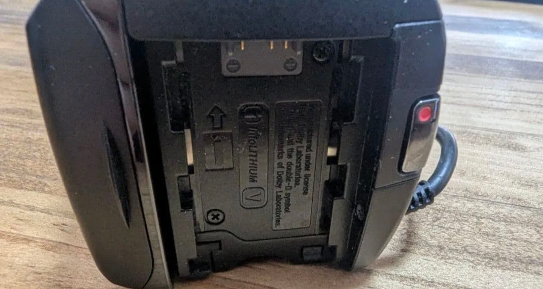 F29 SONY HDR-PJ590V プロジェクター内蔵 デジタルHDカメラ