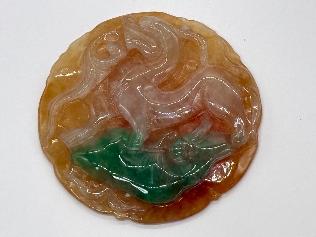 中国本翡翠蝙蝠重さ24g 送料込み250530