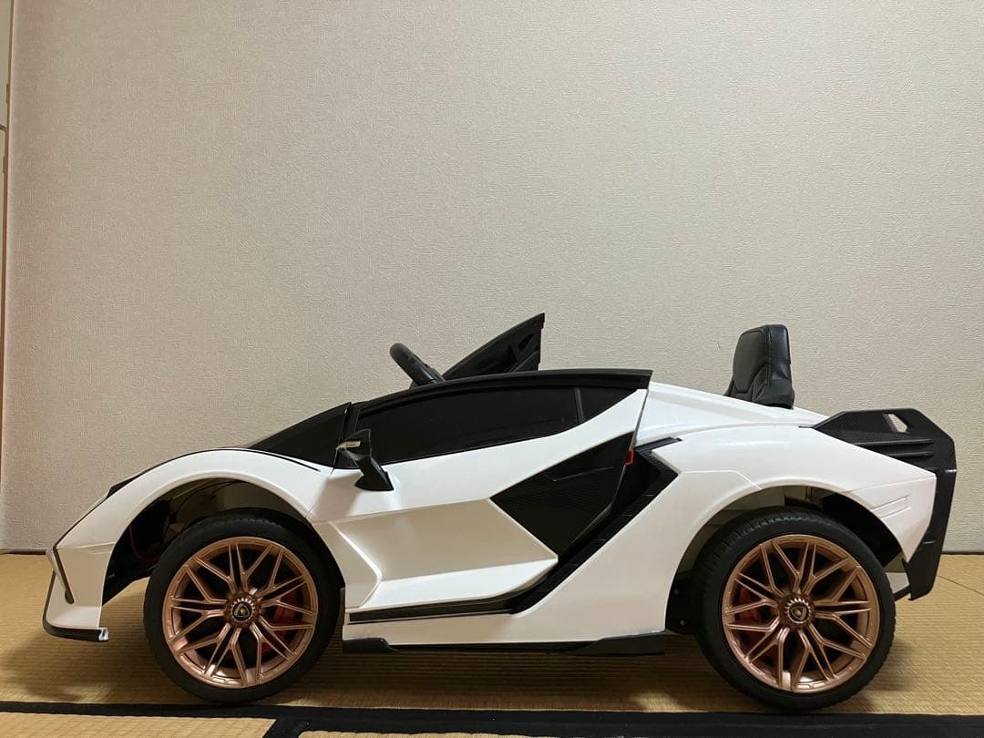 ★最終価格★直接引き取りのみ★大阪★電動乗用玩具　ランボルギーニ