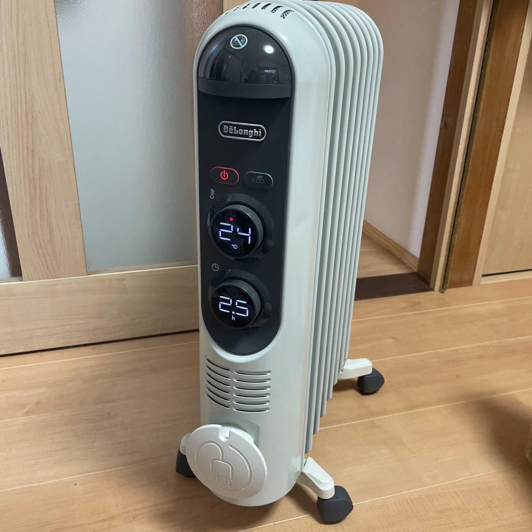 デロンギ☆オイルヒーター RHJ45M0807-DG - メルカリ