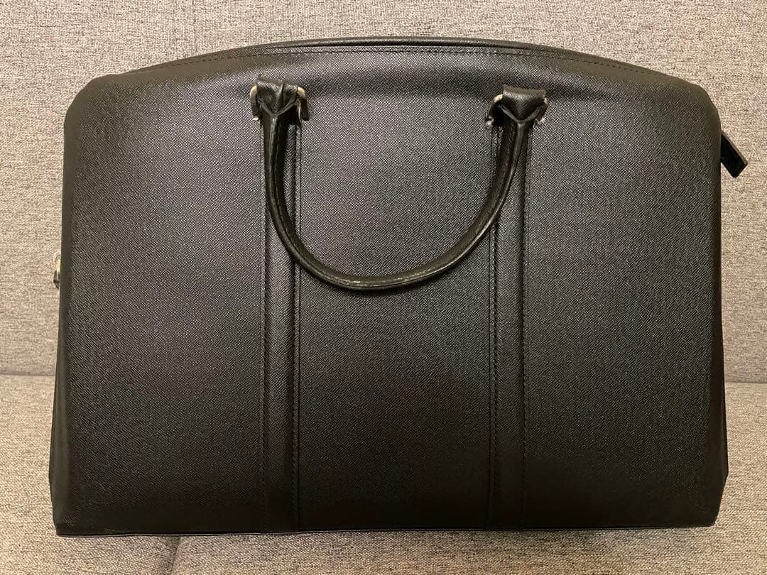 PORTER AVENUE BRIEFCASE(L) ブラック