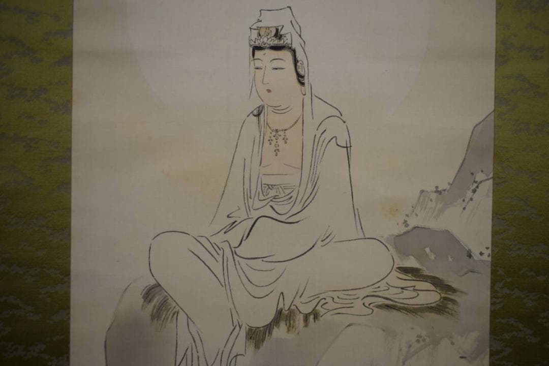 真作/山川永雅/岩上聖観音/桐共箱付/布袋屋掛軸HG-737