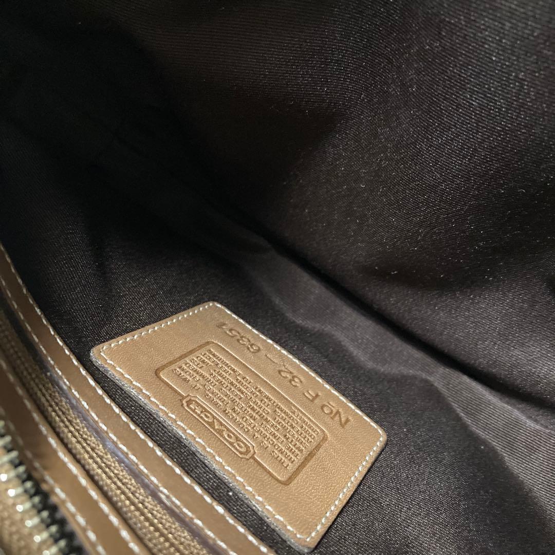 【美品】COACHミニシグネチャーホーボーワンショルダーバッグSOHO★6351