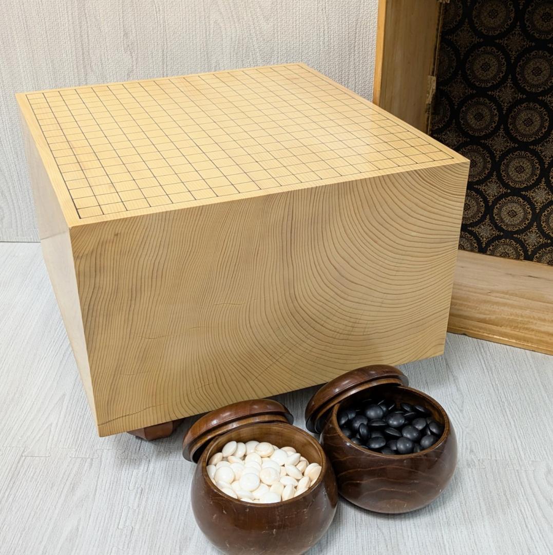 蛤碁石 40号 囲碁盤 碁笥 極厚 那智黒　8寸　たのメル便 へそ有り 脚付き