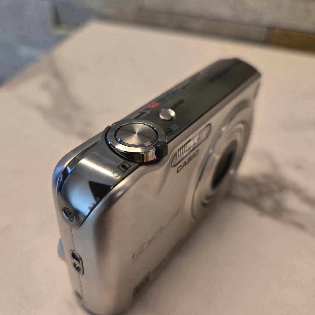 CASIO EXILIM EX-Z1200 シルバー エクシリム 美品 デジカメ