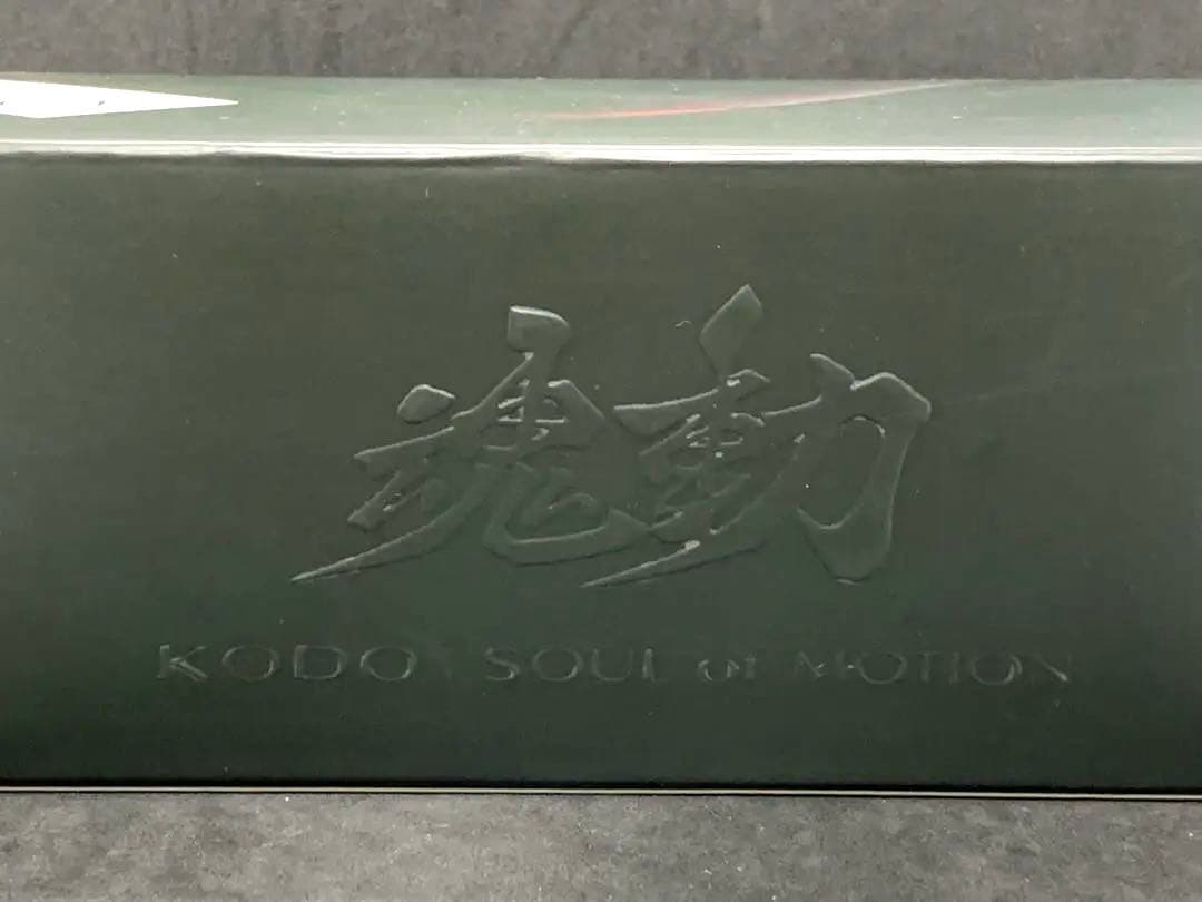 マツダ　Mazda2 1/43ミニカー ソウルレッドクリスタルメタリック