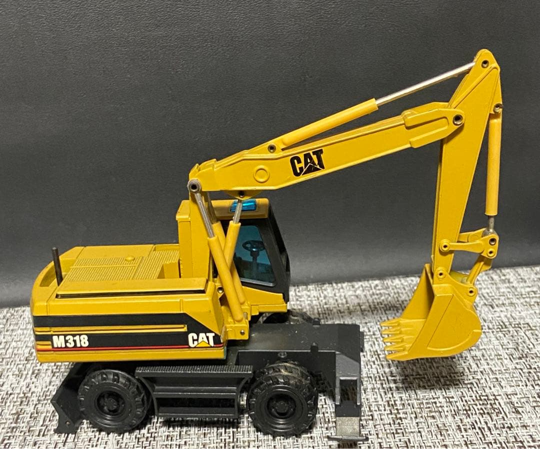 【レトロ】CAT M318 ホイール式油圧ショベル アタッチメント2 種付属