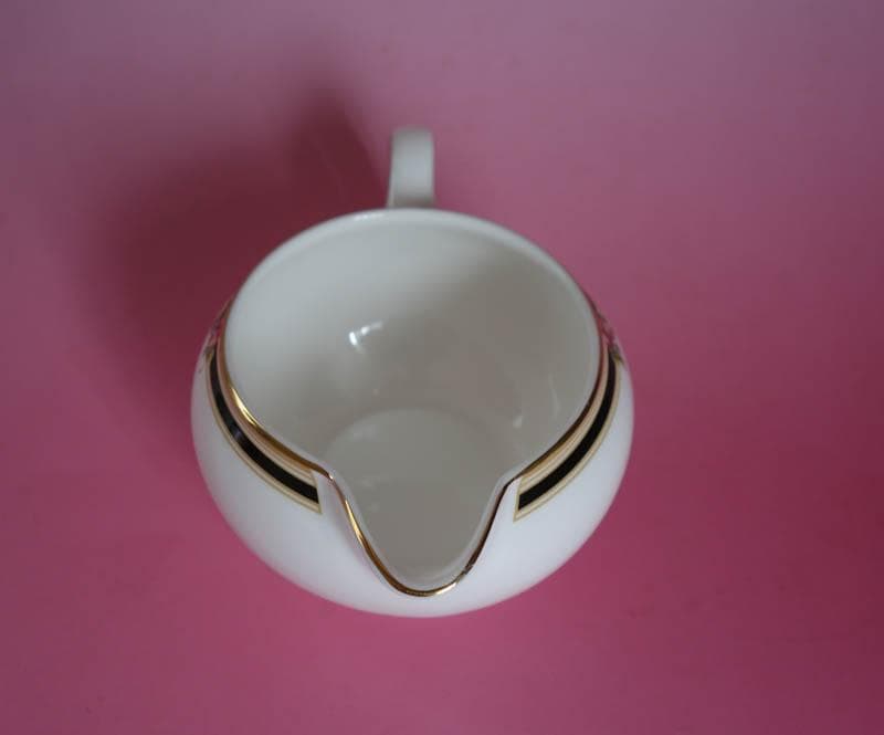 ウェッジウッド　　クリオ クリーマー　＆　シュガーポット 　2453