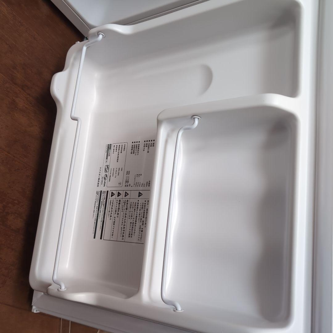 冷凍室付き小型冷蔵庫　46L ホワイト　MAXZEN　マクスゼン