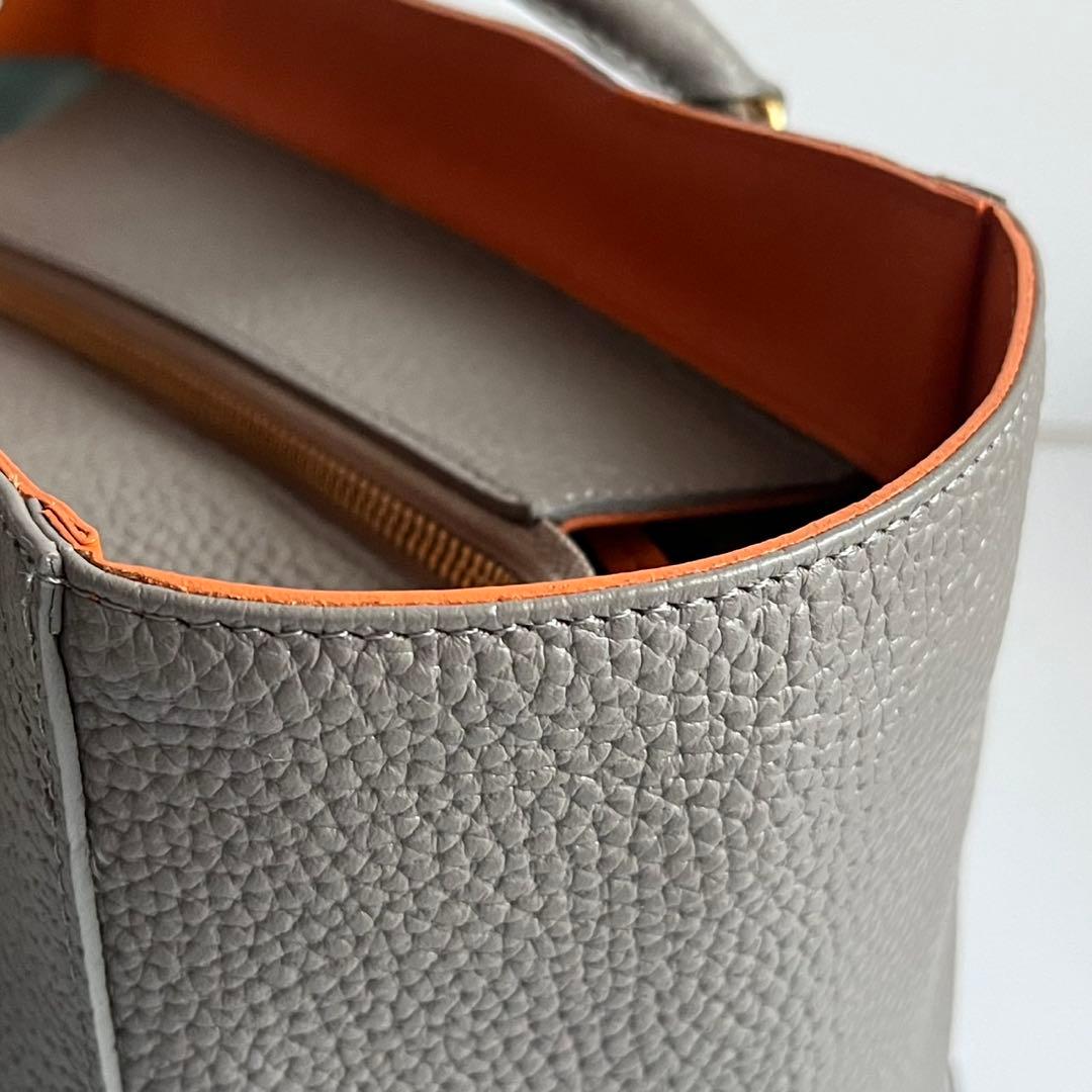 ✨未使用保管品✨　ADMJ 　ハンドバッグ　レザー　グレー　エンブレム