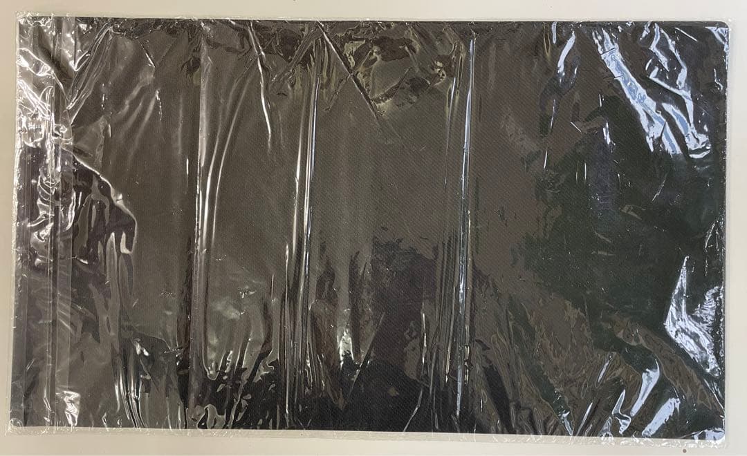 遊戯王　韓国限定　海外　粛声の祈りロー　プレイマット