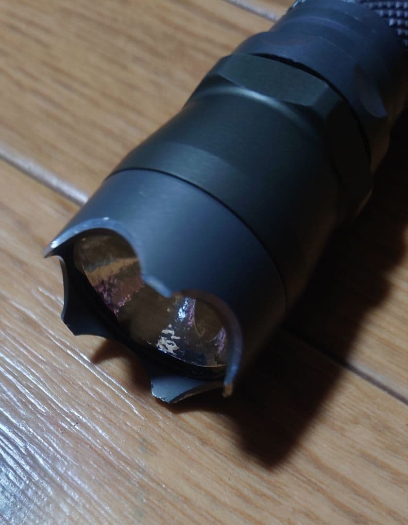 SUREFIRE A2 AVIATOR アヴィエーター キセノン＆LED フラッシュライト