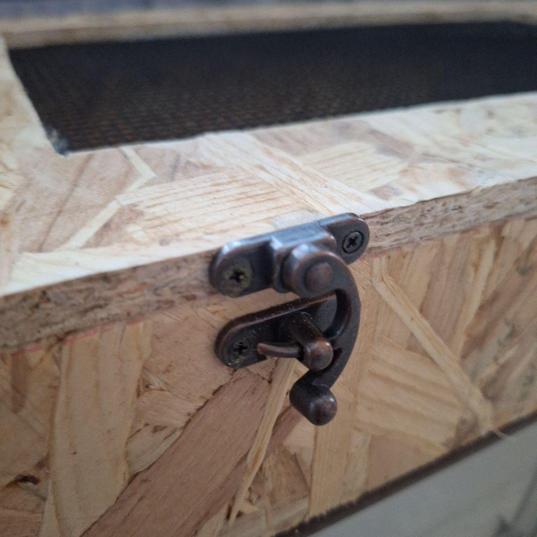 特価】温室度計付きOSB木製ケージ(未使用)