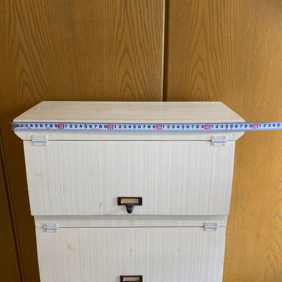 ① アンティーク棚 子供部屋