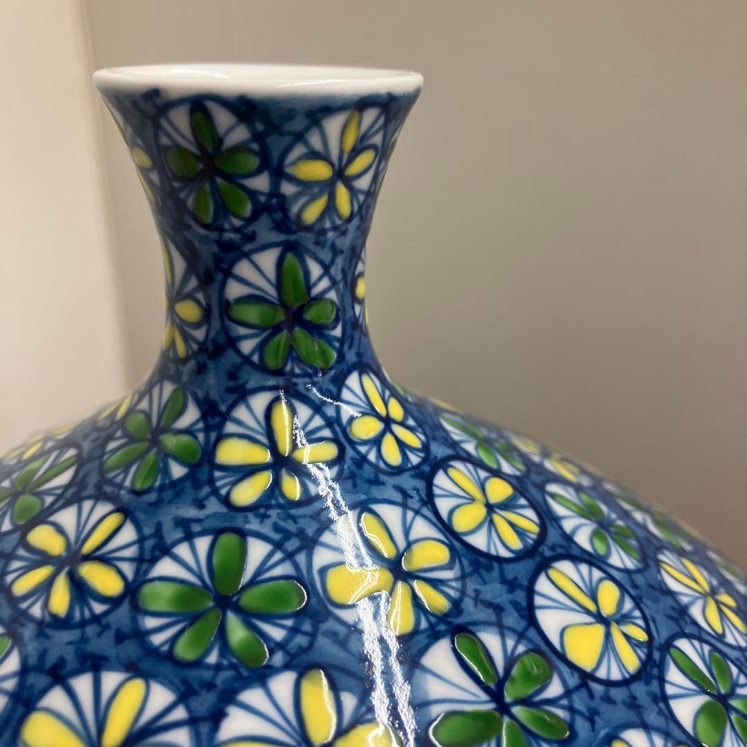 有田焼染め錦紋様小花散らし花瓶錦彩作 - メルカリ