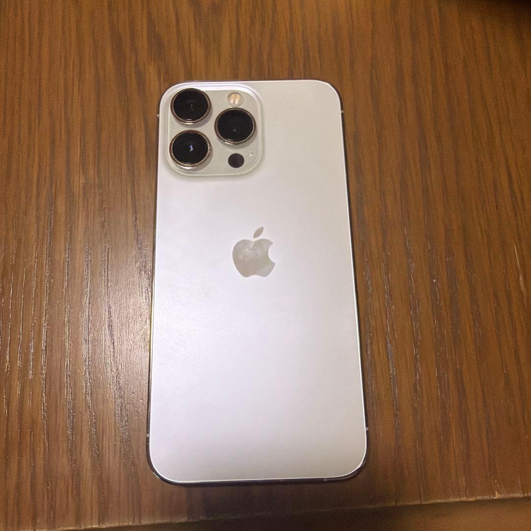 Apple iPhone 13 Pro シルバー 本体 Amazon.com: Apple iPhone 13 Pro, 128GB, Silver - Unlocked (Renewed