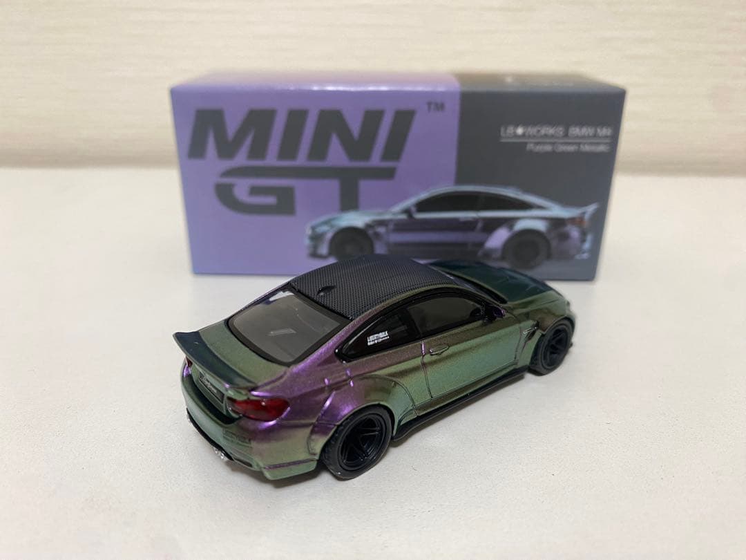 MINI GT 228 LB★WORKS BMW M4パープルグリーンメタリック