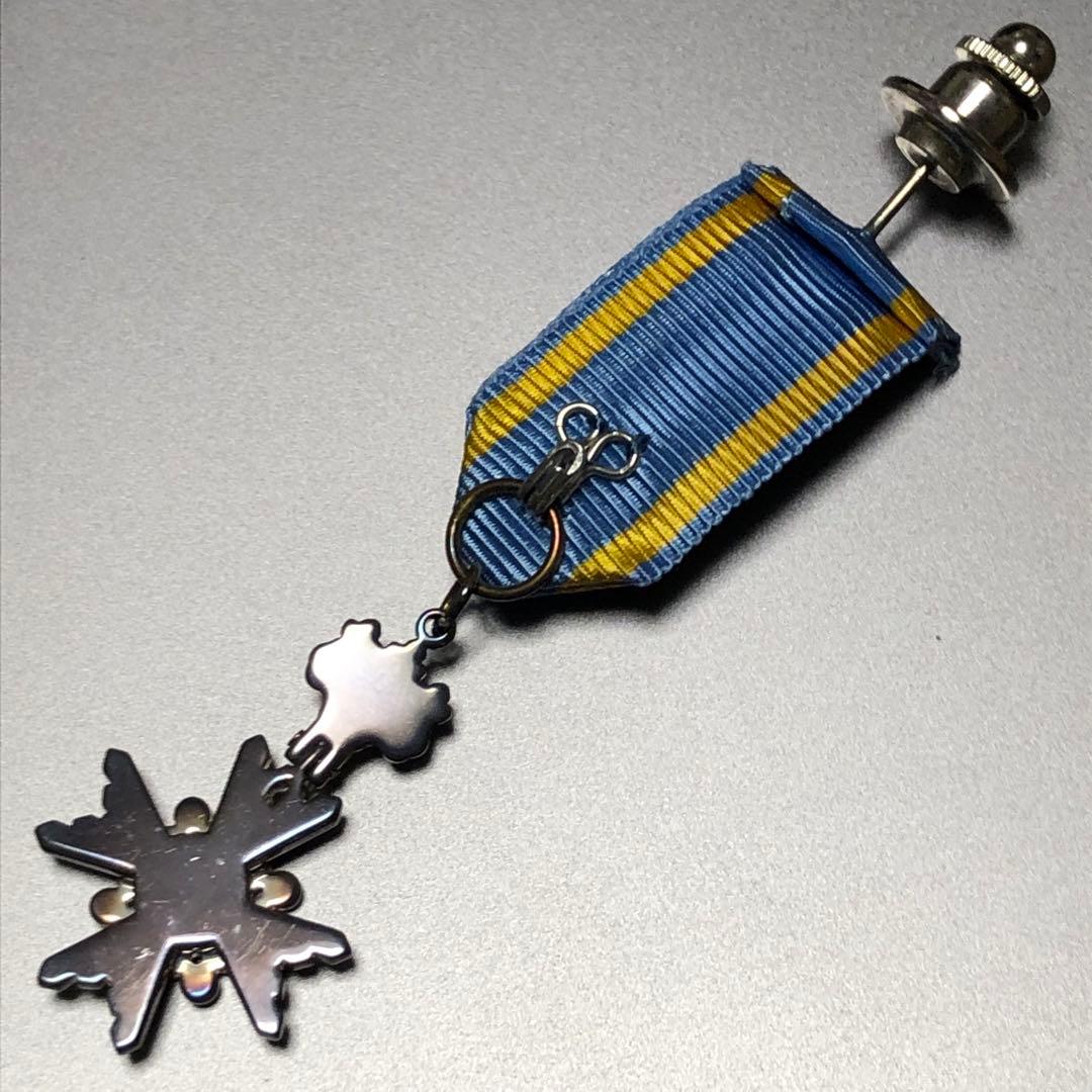 送料無料】 瑞宝双光章 旧勲五等瑞宝章 略小勲章 共