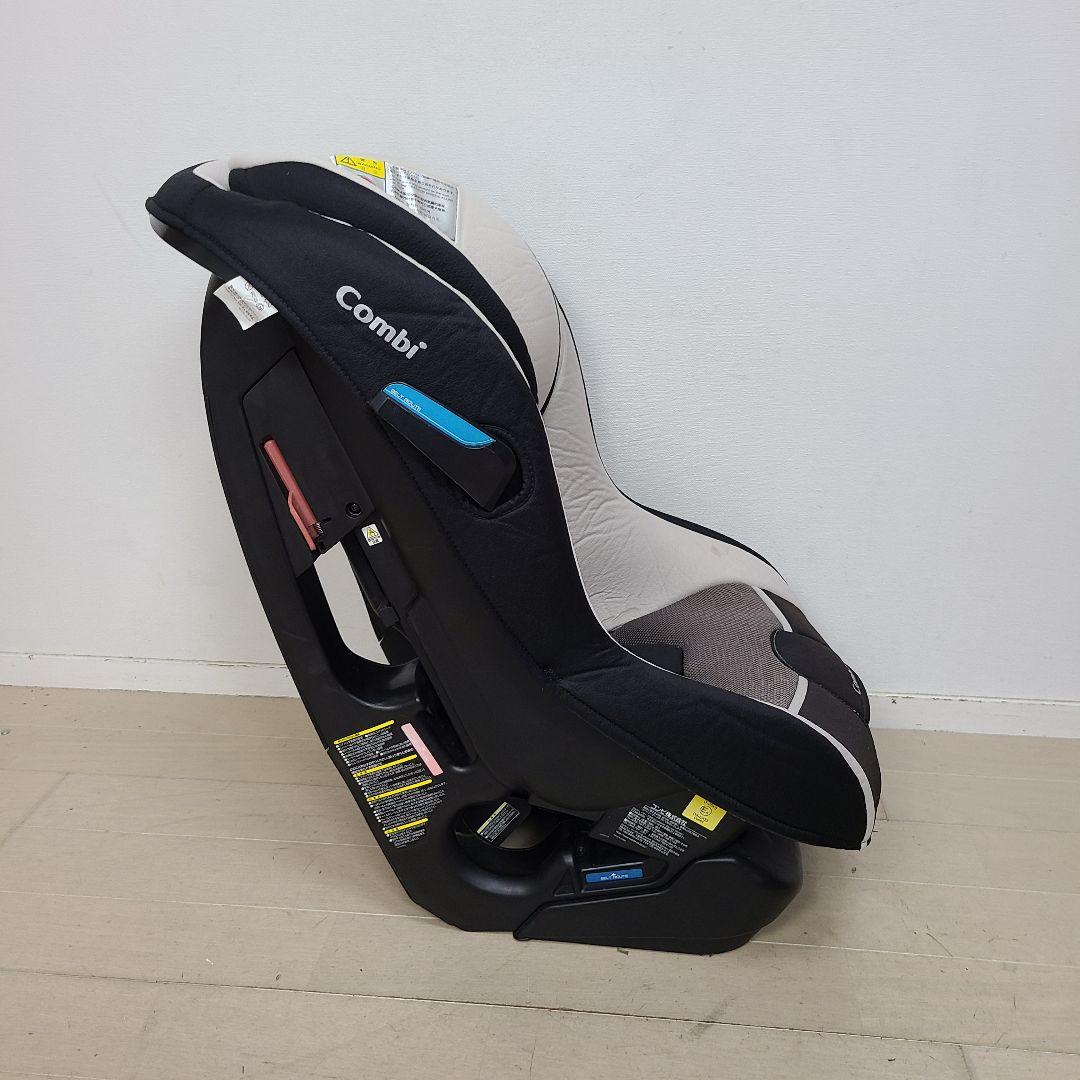 美品チャイルドシートコンビジュニアシートマルゴット1歳〜7歳