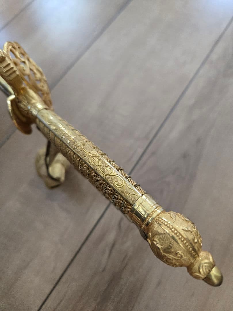 戦前　美品　菊ご紋入り儀礼長剣/刃無し模造刀身　刀緒付き