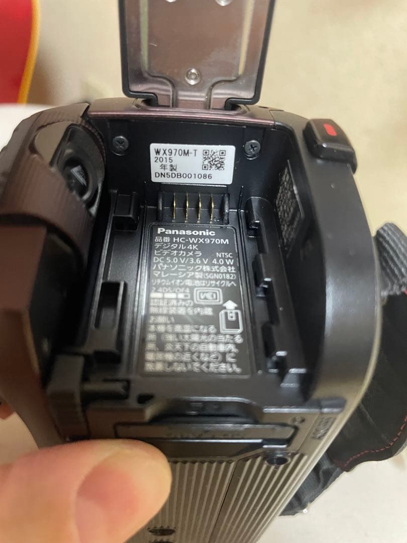 Panasonic HC-WX970M 4Kビデオカメラ 本体