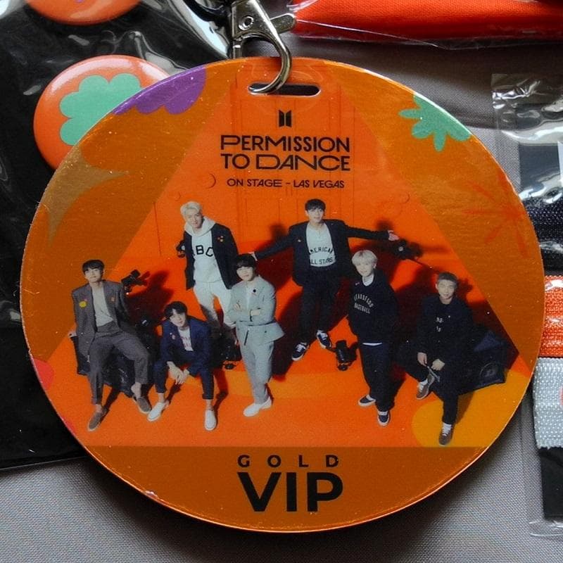 BTS 防弾少年団 PTD 2022 GOLD VIP パッケージ