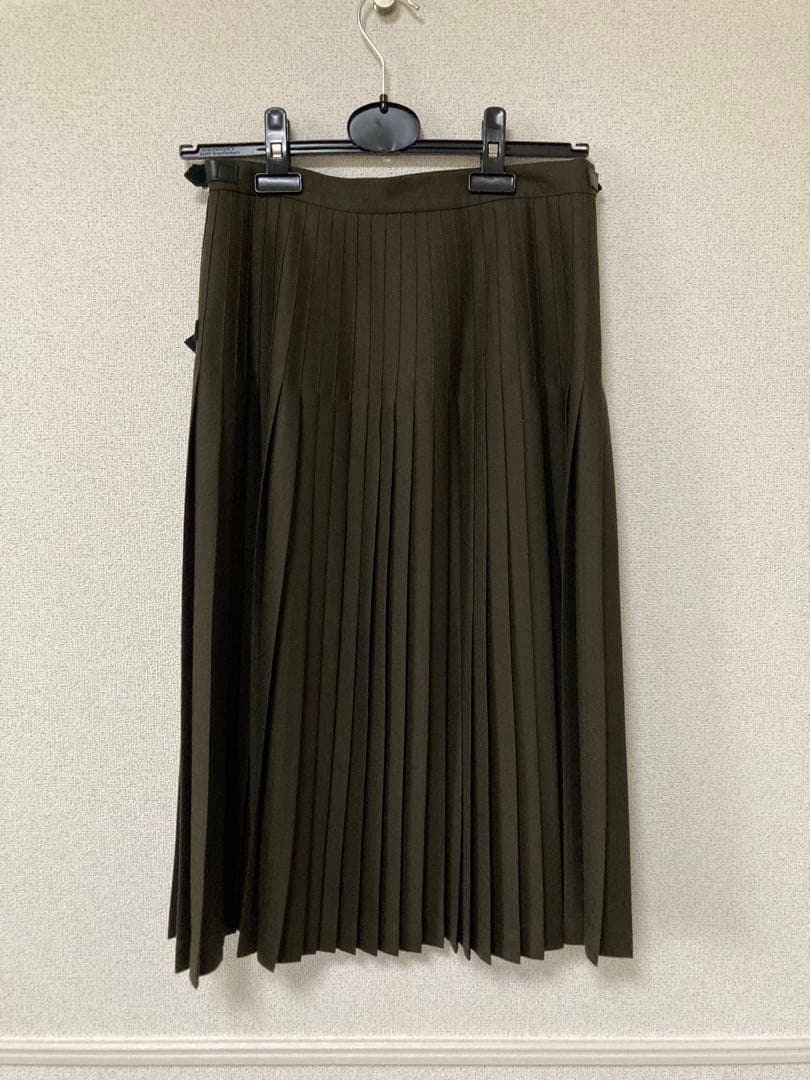 O’NEIL OF DUBLIN キルトスカート カーキ