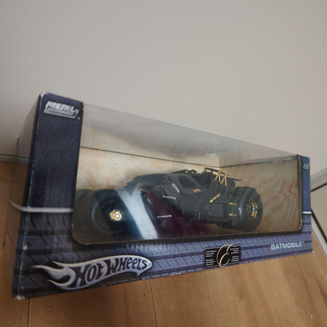 マテル　ホットウィール　1/18スケール　ダークナイト　バットモービル