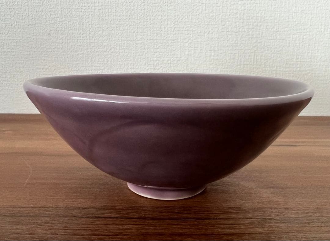 天神窯 紫欣釉茶碗 岡本欣三 作 茶道具 箱有 共布有 藤紫色 希少 天神窯 紫欣釉茶碗 岡本欣三 作 茶道具 箱有 共布有 藤