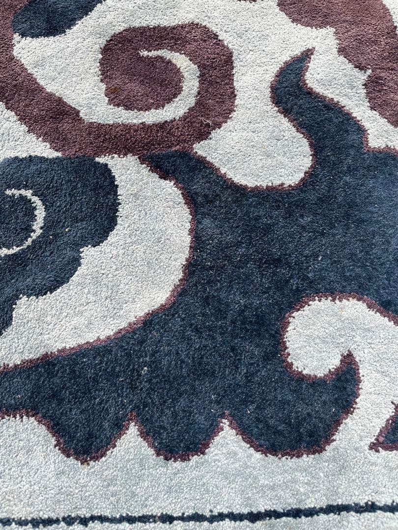 新鍋島緞通 吉島敷物 蟹牡丹紺三色 90×180 四角 玄関 キッチン