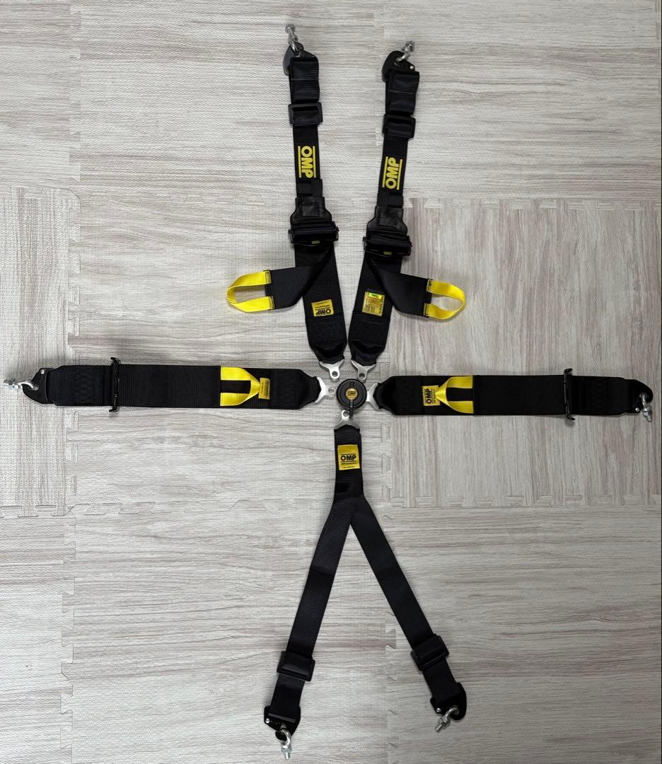 ペルソナ4 ザ・ゴールデン きゃらとりあ ラバーバッジ 鳴上悠 ペルソナ