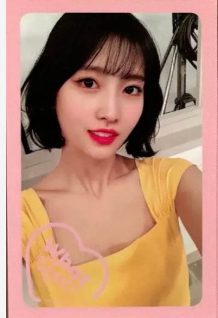 TWICE what is love モモ トレカ twice モモ トレカ イズラブ 匿名配送