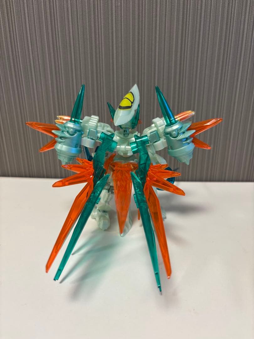 【値下げ】LBX ダンボール戦機　ミゼルオーレギオン/オーレギオン　ジャンク品