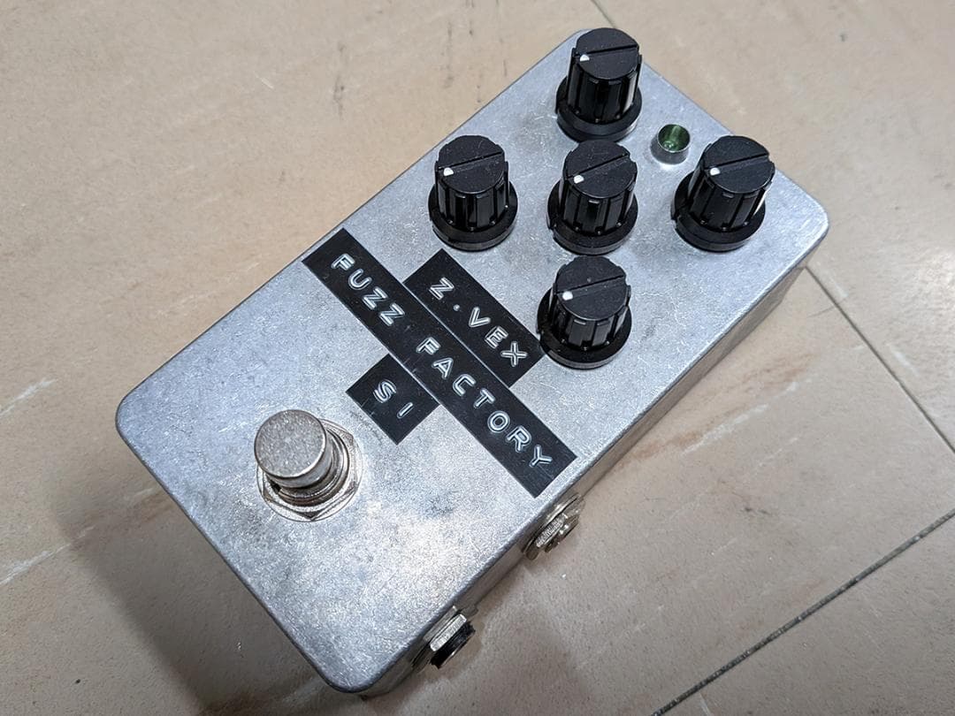 FUZZ FACTORY clone Naked(LED青） FUZZ FACTORY clone Naked(LED青