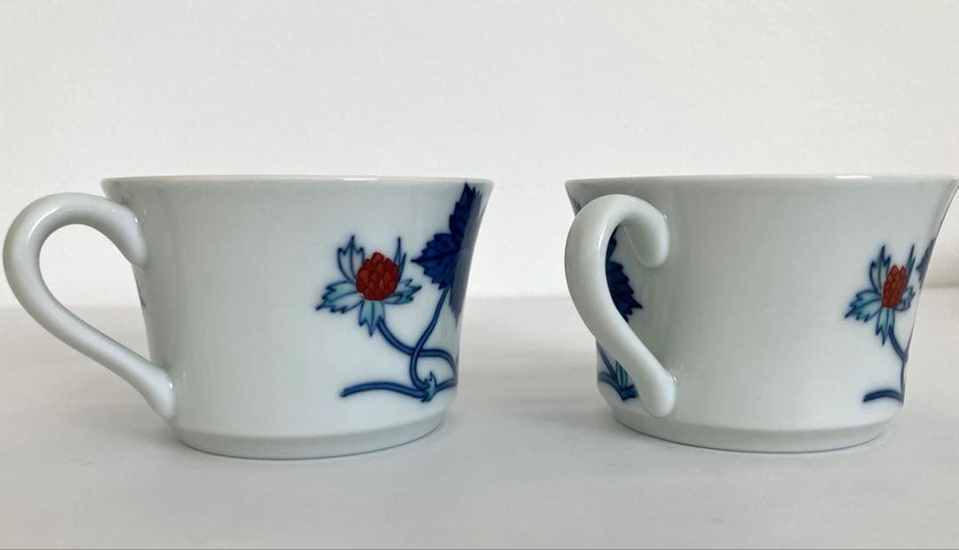 ☆専用です☆今泉今右衛門☆2客☆ 錦苺絵紅茶碗☆いちご - メルカリ