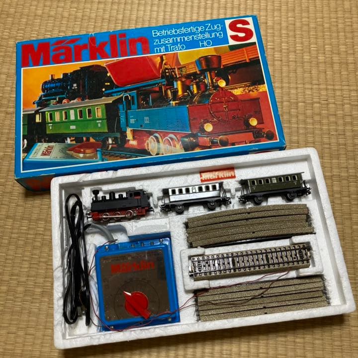 メルクリン　HOスターター&線路セット&ディーゼル3078 （ESSO付き）