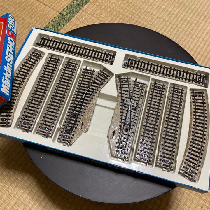 メルクリン　HOスターター&線路セット&ディーゼル3078 （ESSO付き）